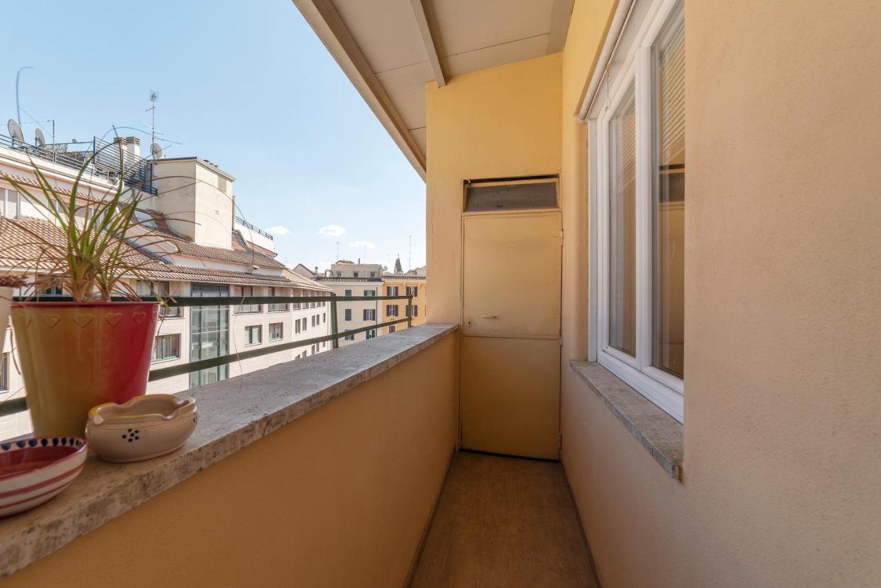 Apartamento Vaticano & San Pietro Balcony